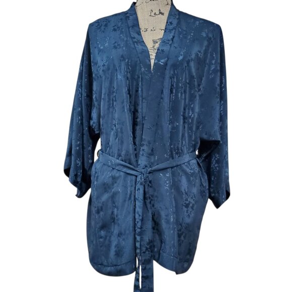 Delicates Vintage ‘90s Women’s Short Black Robe, 100% Polyester, One Size - Picture 2 of 14